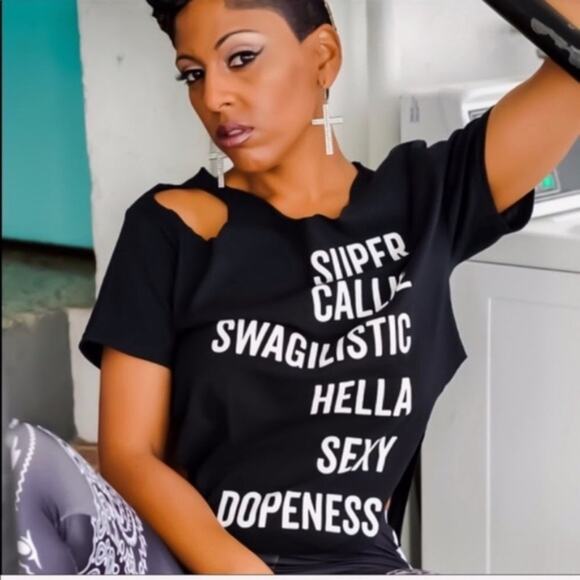 Super Callie Swagalistic Hella Sexy Graphic Tee S shredded cold shoulder punk - Picture 10 of 16